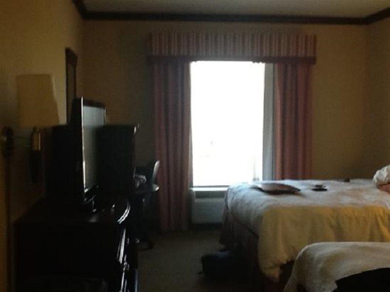 Hampton Inn & Suites Gainesville Extérieur photo