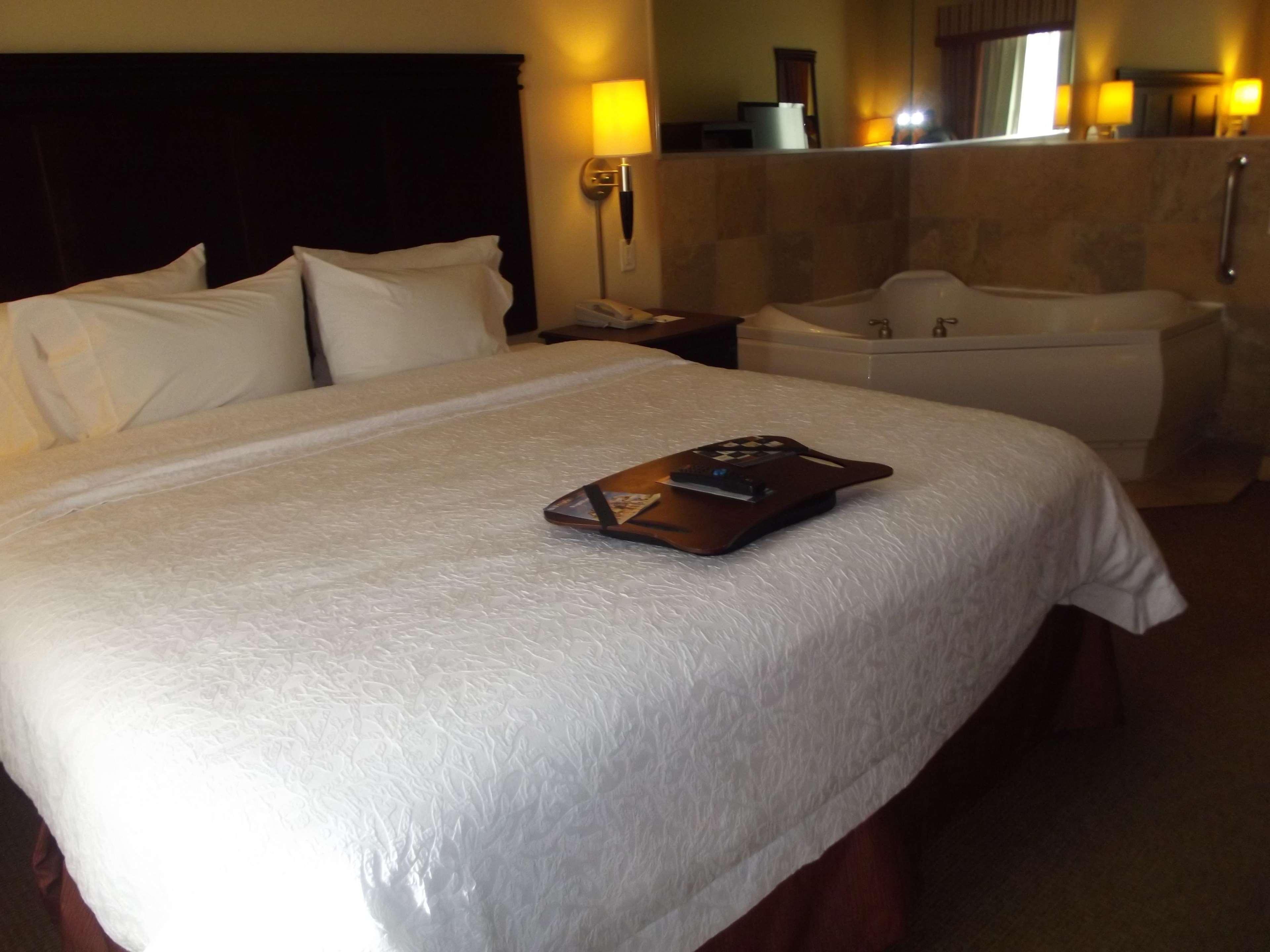 Hampton Inn & Suites Gainesville Extérieur photo