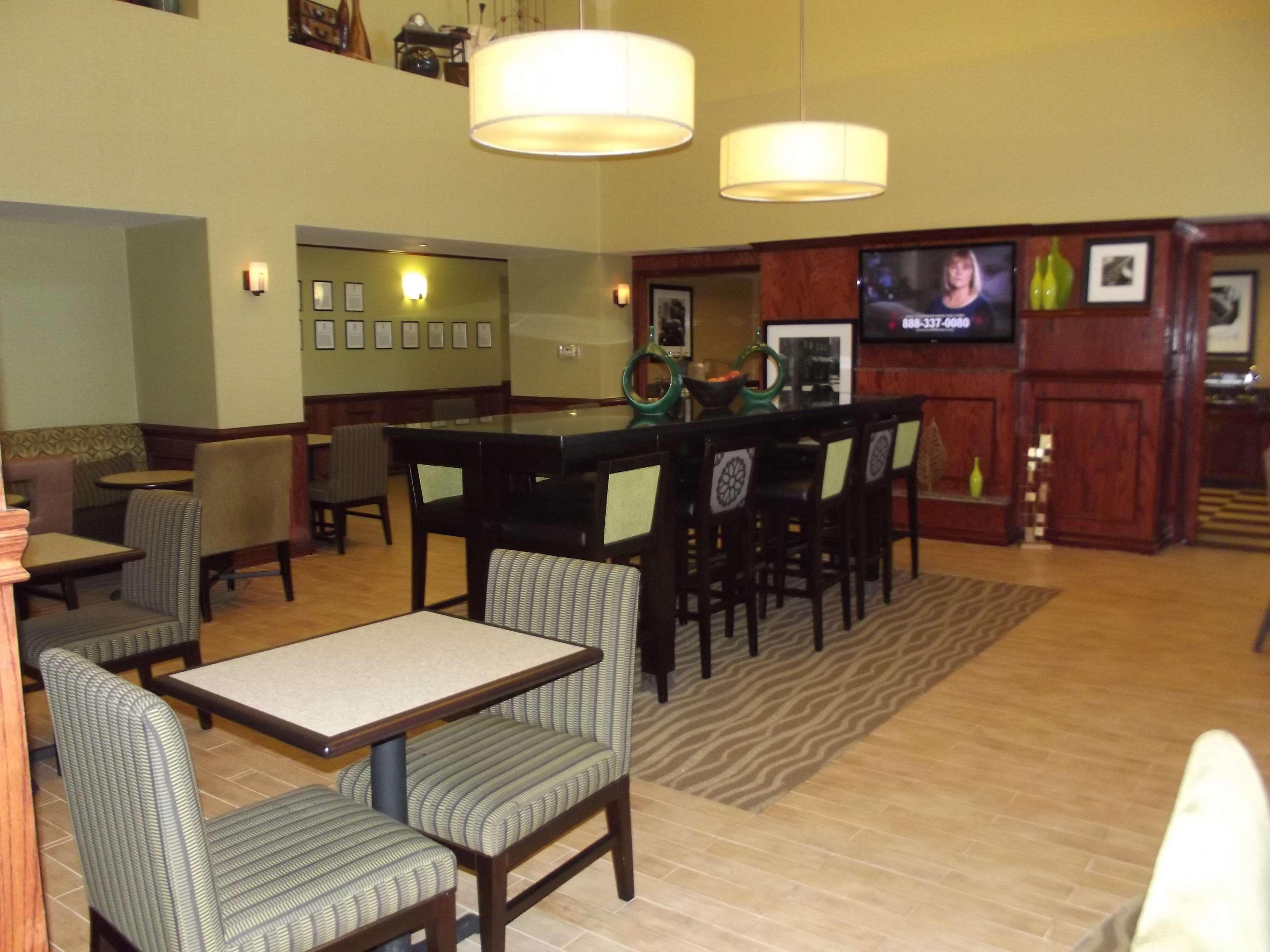 Hampton Inn & Suites Gainesville Extérieur photo